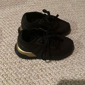 Used toddler Adidas shoes